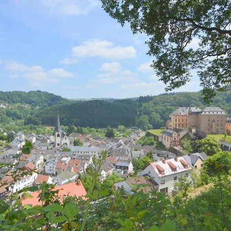 Simple In Falkenstadt Near Schlossinsel Museum Apartment Rodewisch